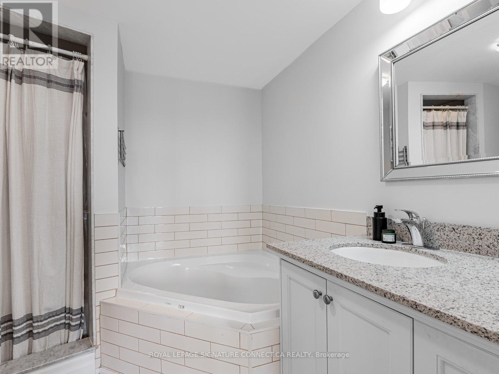 C208 - 110 Cornell Park Avenue, Markham, Ontario  L6B 1B6 - Photo 17 - N12748534