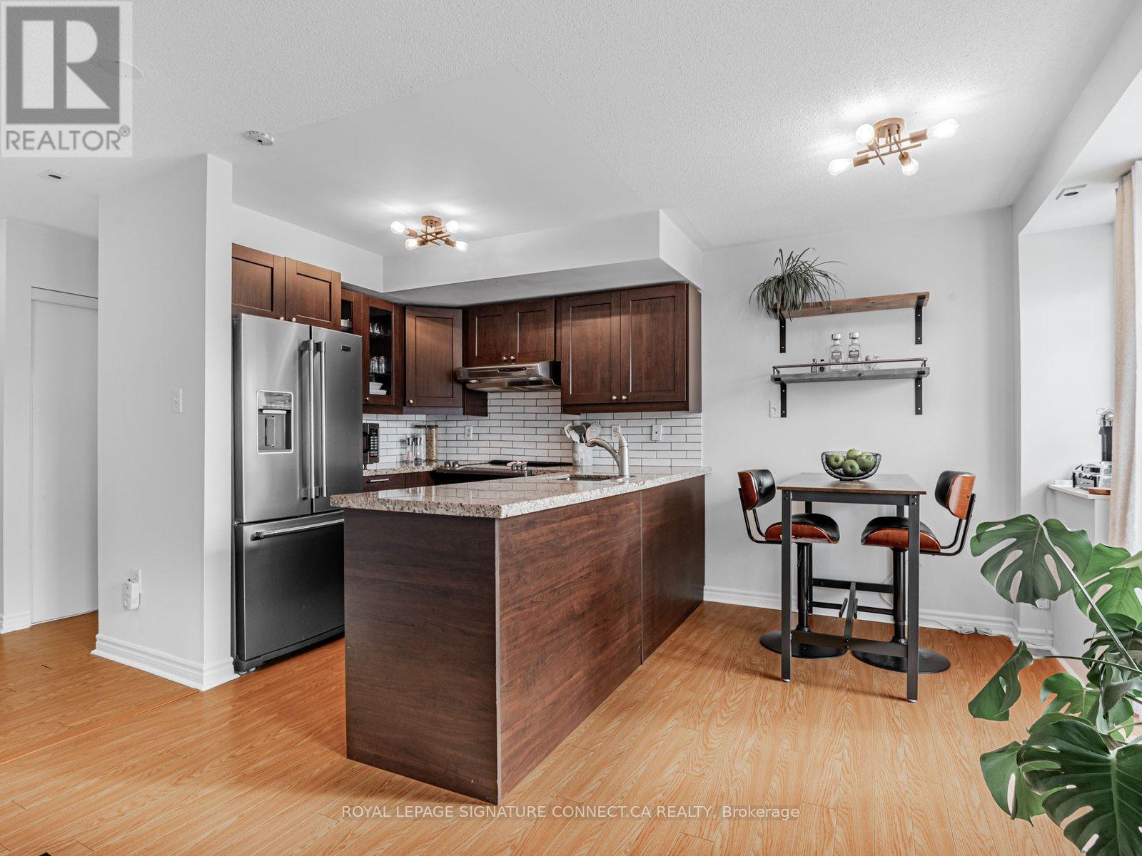 C208 - 110 Cornell Park Avenue, Markham, Ontario  L6B 1B6 - Photo 5 - N12748534