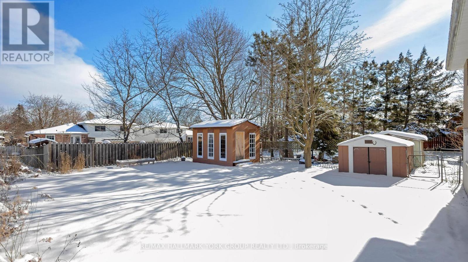 (BASEMENT) - 15 BANFF DRIVE, Aurora, Ontario