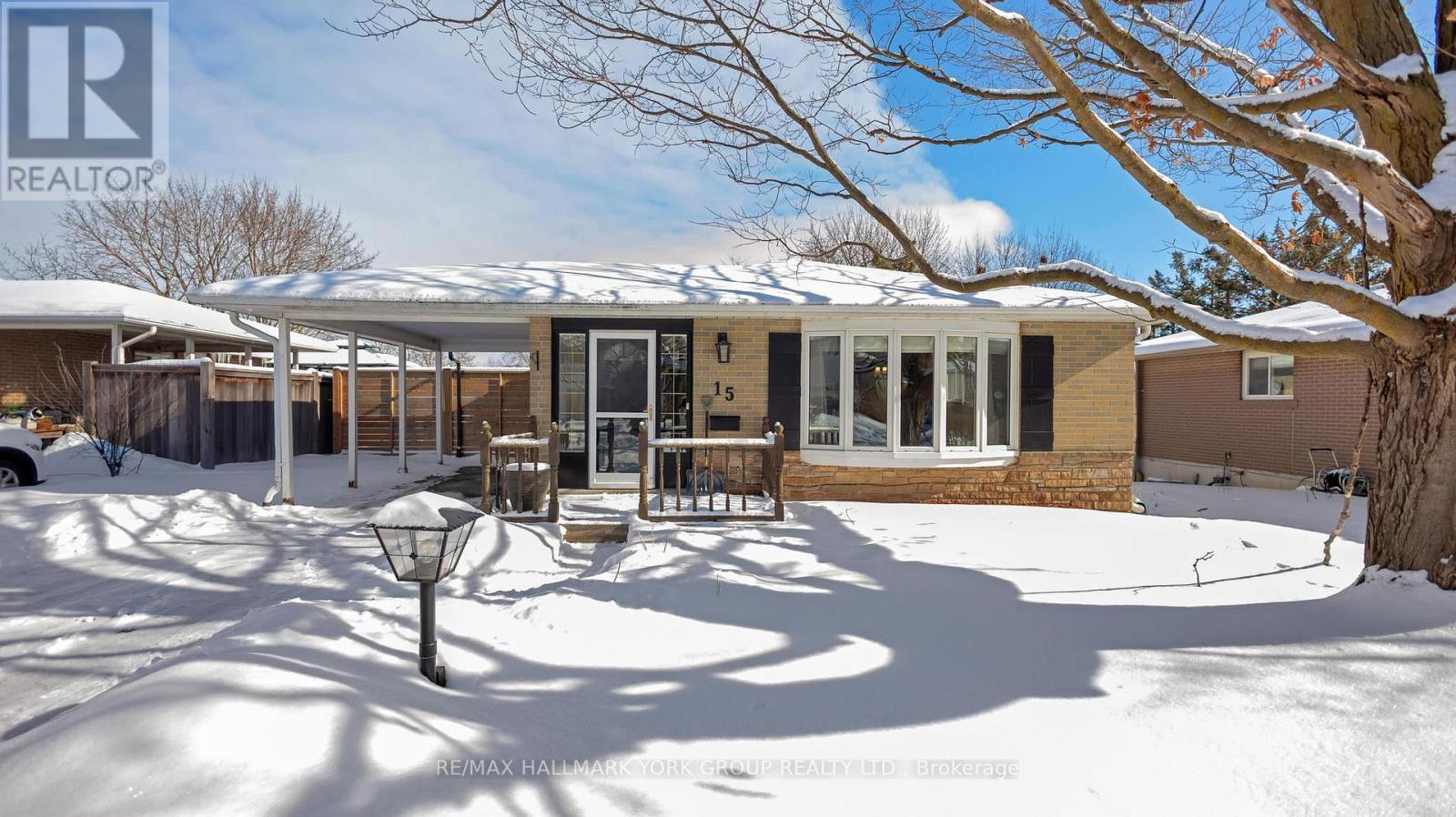 (Basement) - 15 Banff Drive, Aurora, Ontario  L4G 3E3 - Photo 2 - N12748576