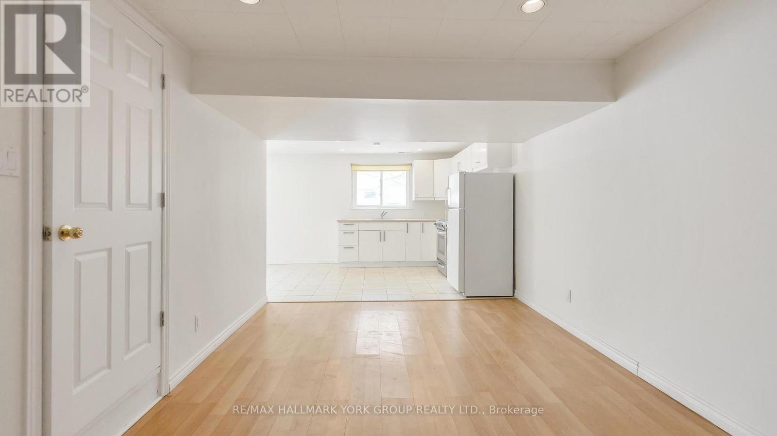 (Basement) - 15 Banff Drive, Aurora, Ontario  L4G 3E3 - Photo 20 - N12748576