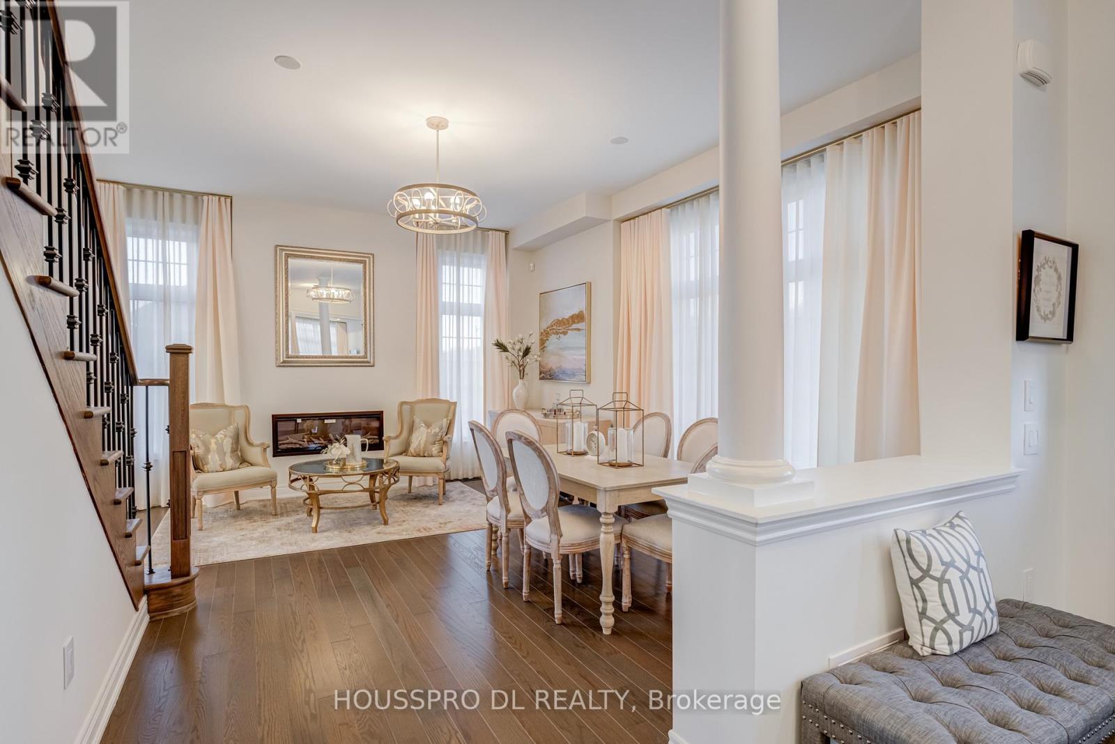 136 Carriage Shop Bend, East Gwillimbury, Ontario  L9N 0Y3 - Photo 10 - N12748582