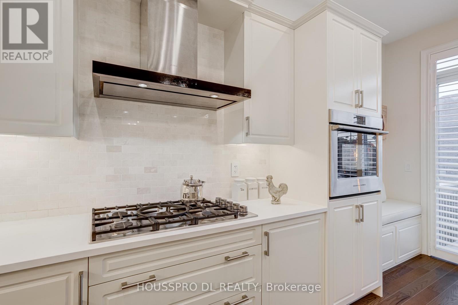 136 Carriage Shop Bend, East Gwillimbury, Ontario  L9N 0Y3 - Photo 25 - N12748582