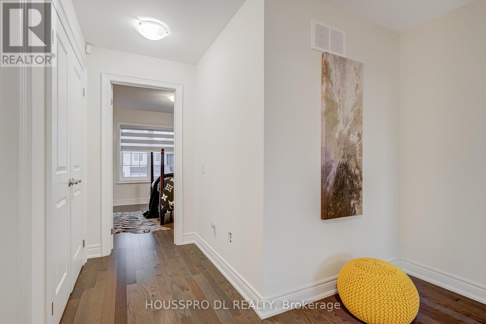 136 Carriage Shop Bend, East Gwillimbury, Ontario  L9N 0Y3 - Photo 29 - N12748582