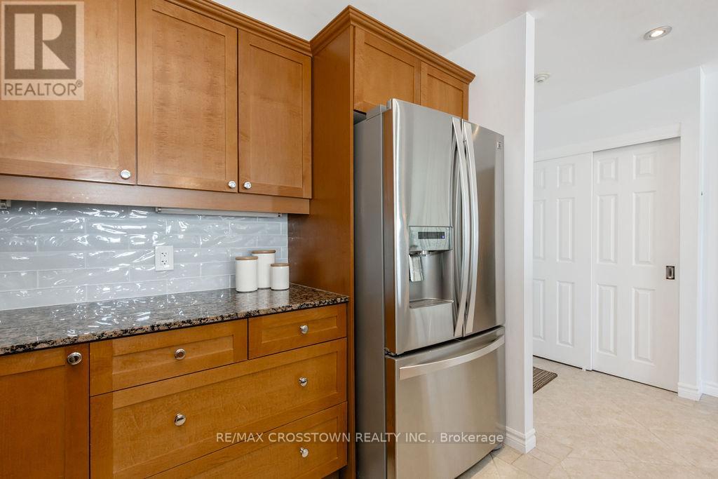 710 - 6 Toronto Street, Barrie (City Centre), Ontario L4N 9R2 - Photo 14 - S12748452