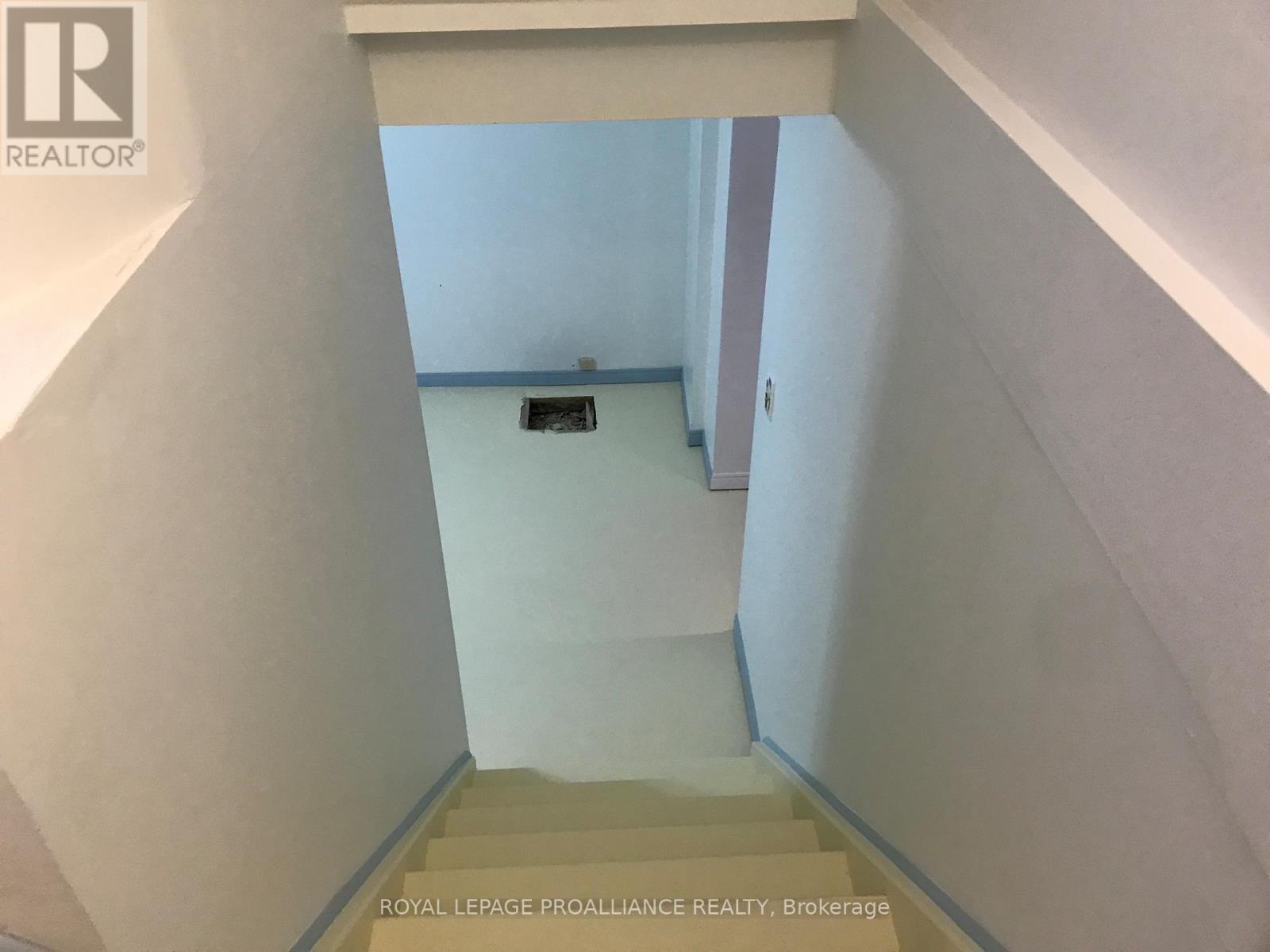 37 Dungannon Drive, Belleville, Ontario  K8P 5E7 - Photo 32 - X12729694