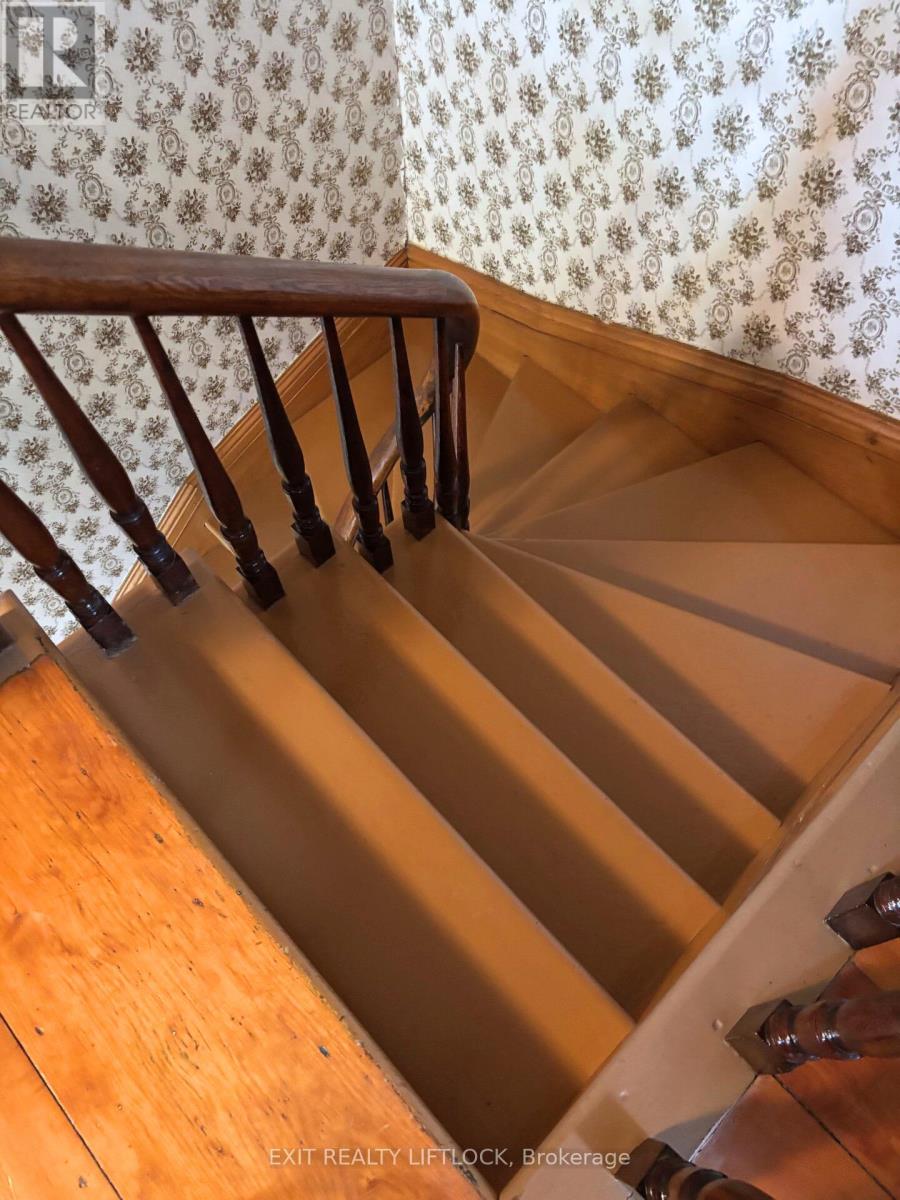 404 Morton Line, Cavan Monaghan, Ontario  L0A 1C0 - Photo 11 - X12155185