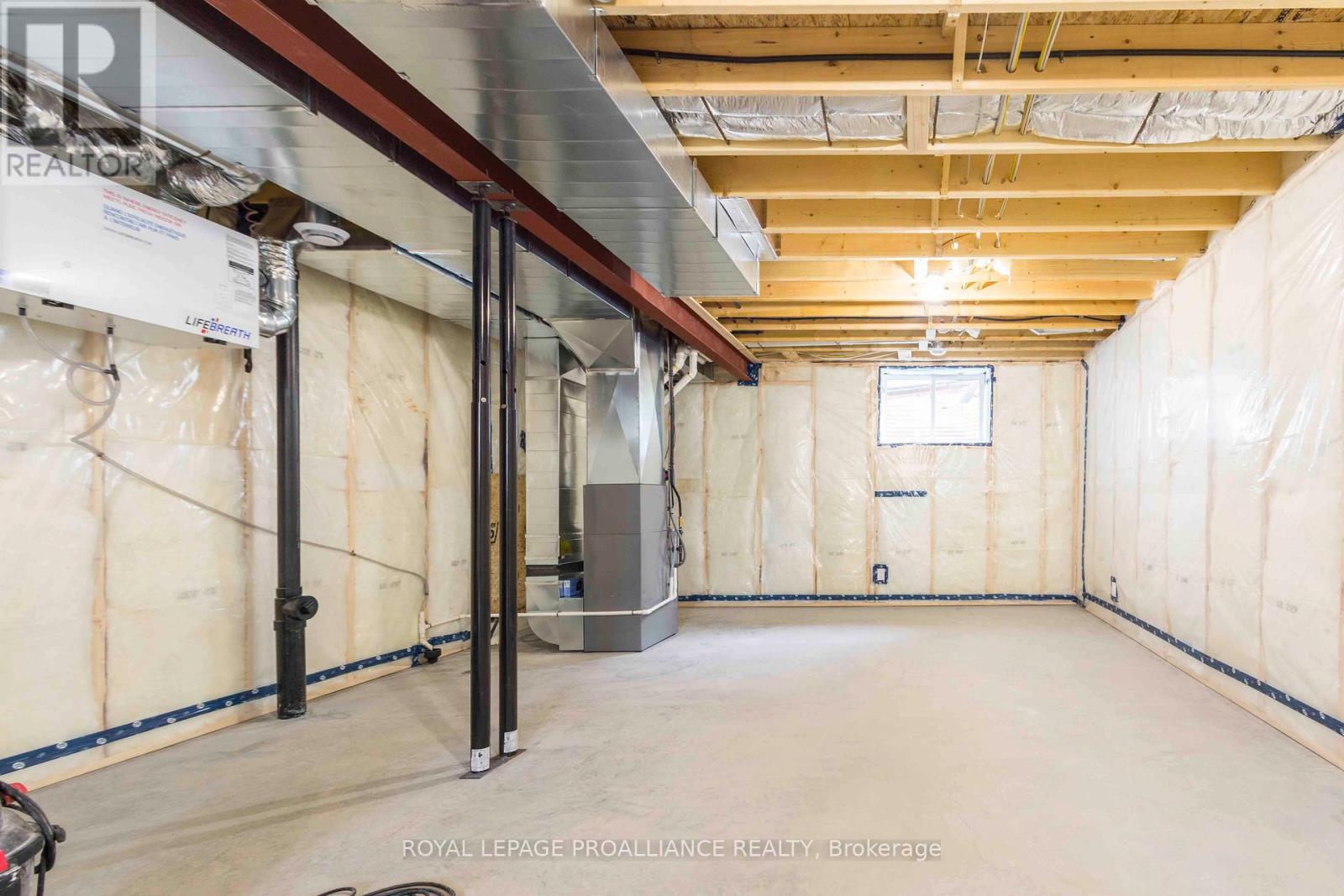 61 Meagan Lane, Quinte West, Ontario  K0K 2C0 - Photo 26 - X12117510