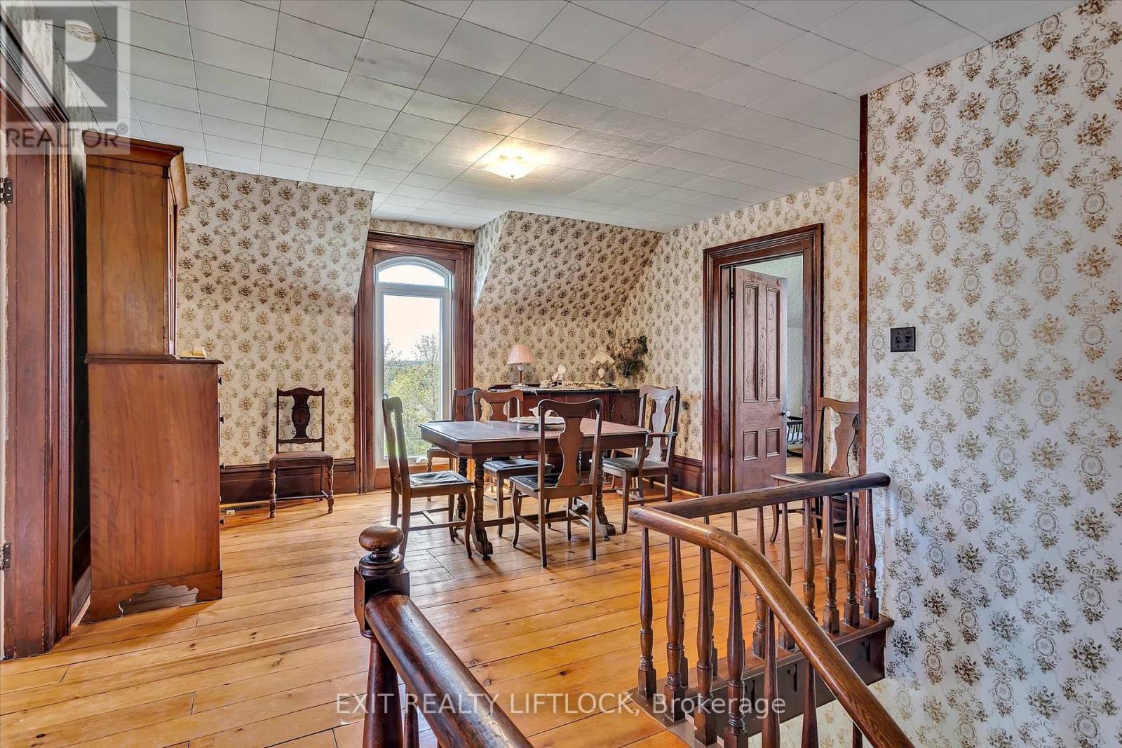 404 Morton Line, Cavan Monaghan, Ontario  L0A 1C0 - Photo 12 - X12155185