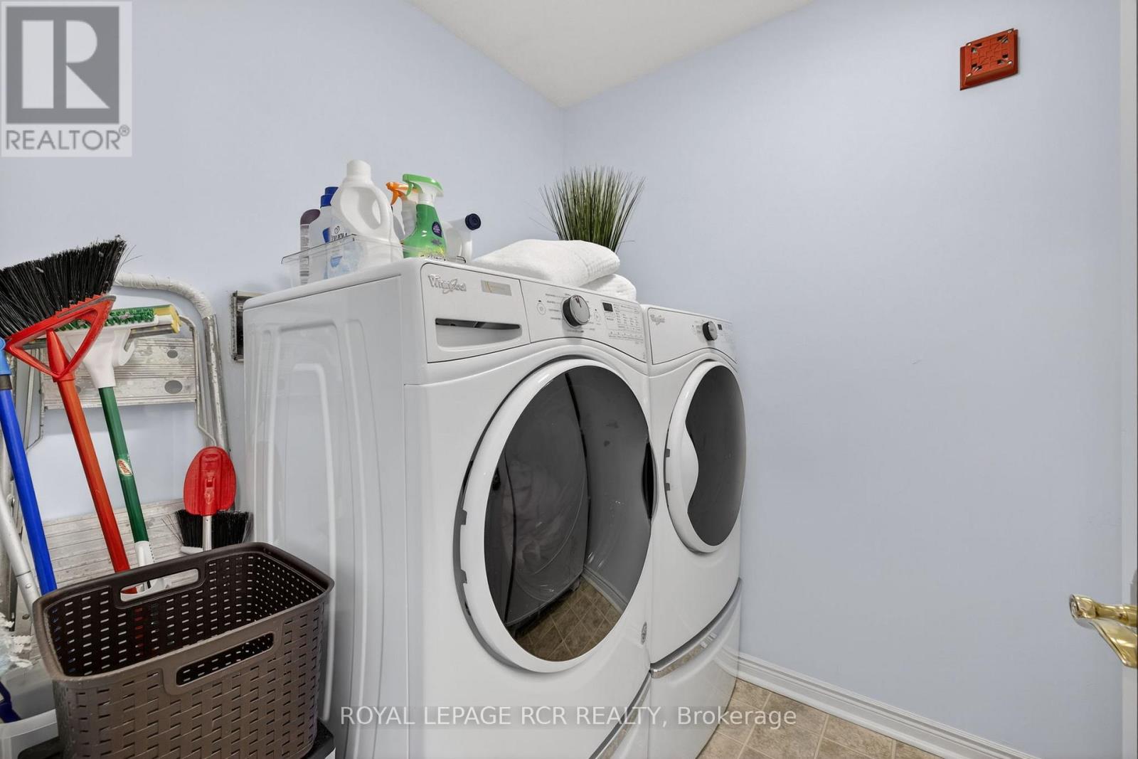 213 - 14924 Yonge Street, Aurora, Ontario  L4G 6H7 - Photo 30 - N12747746