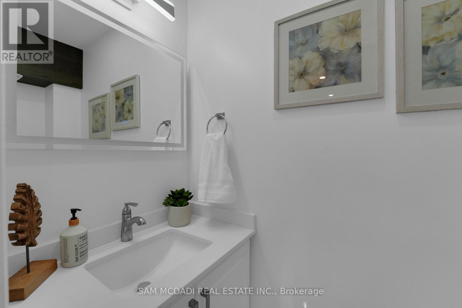 5 Bow River Crescent S, Mississauga, Ontario  L5N 1J1 - Photo 17 - W12748356