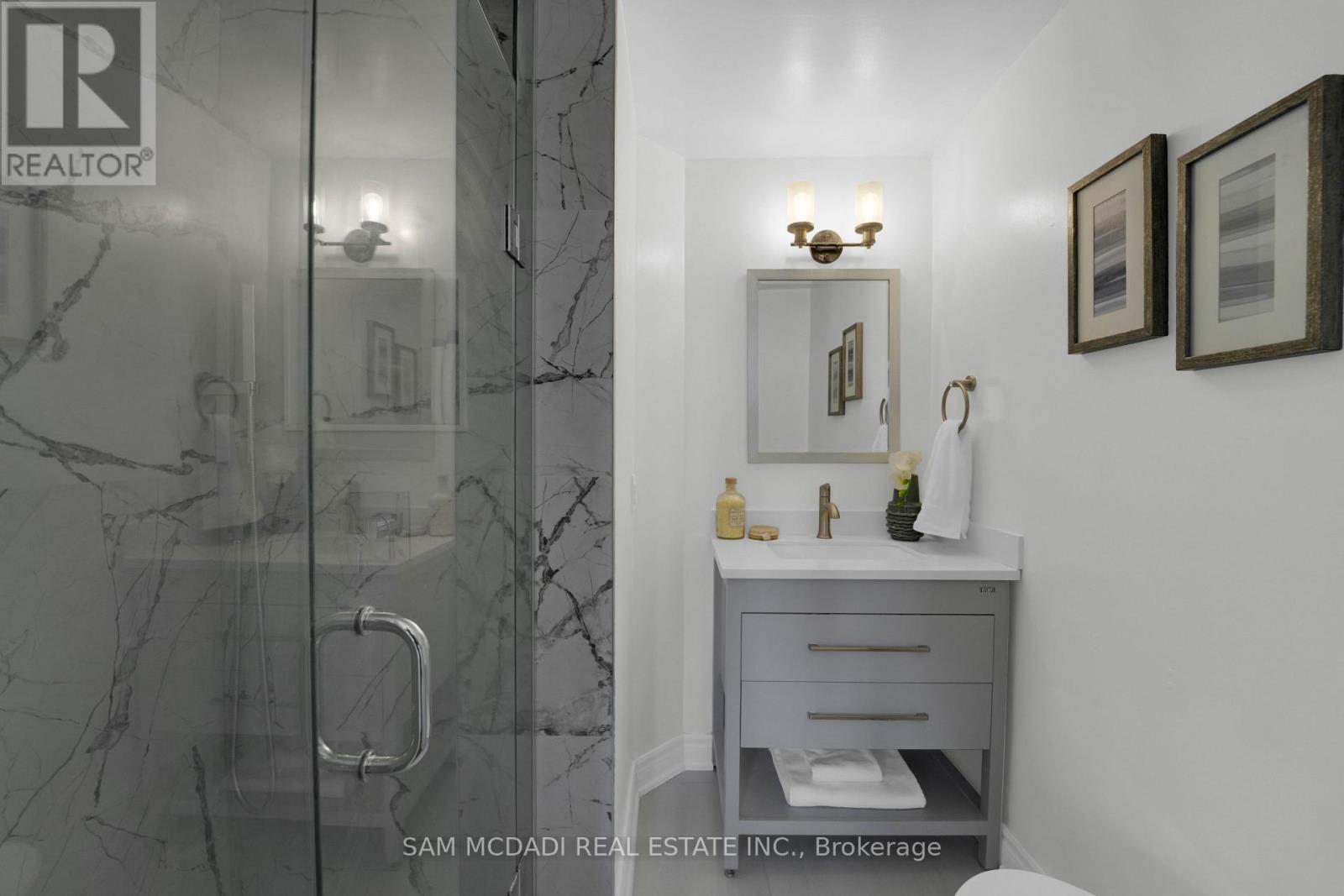 5 Bow River Crescent S, Mississauga, Ontario  L5N 1J1 - Photo 22 - W12748356