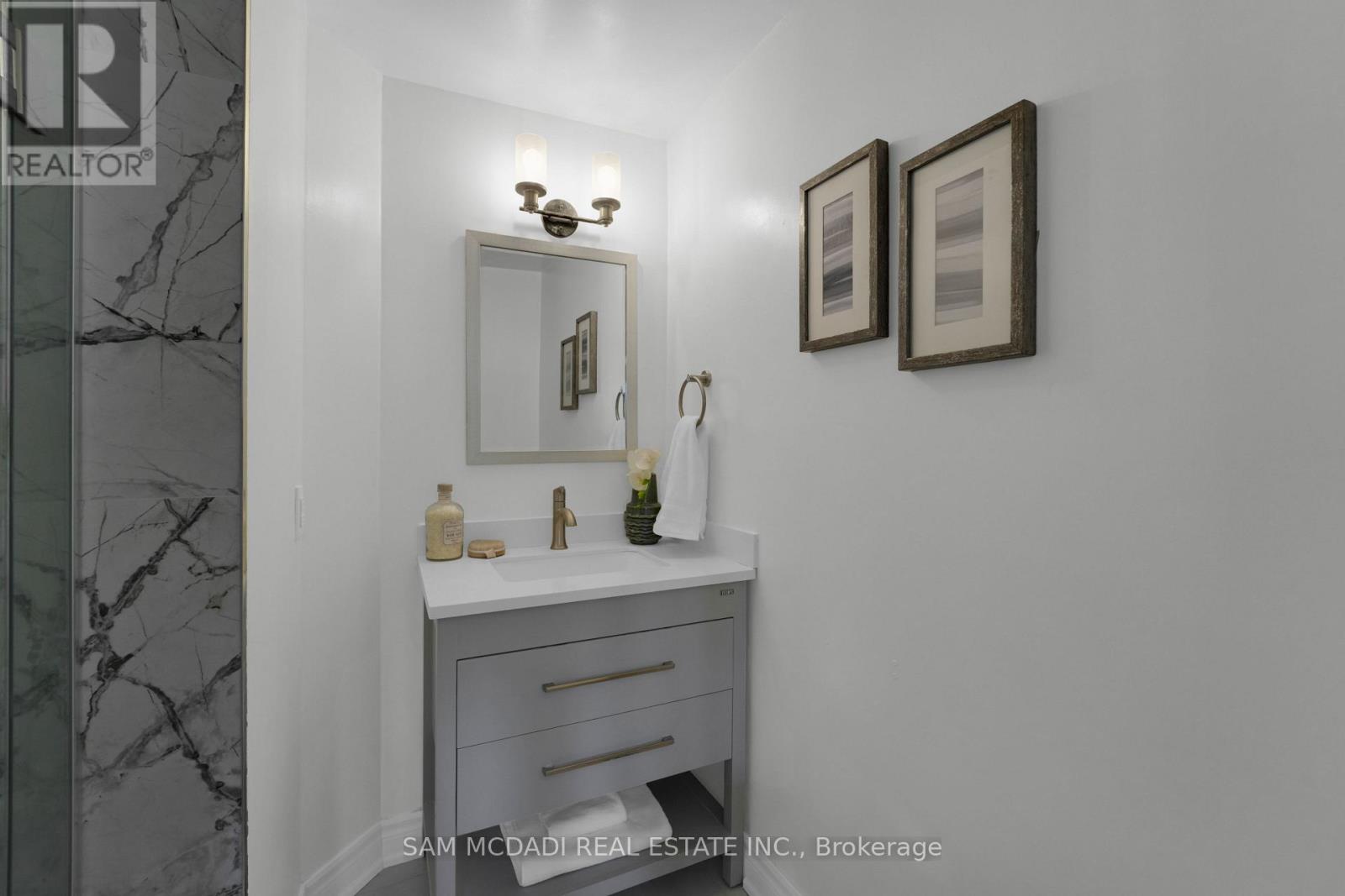 5 Bow River Crescent S, Mississauga, Ontario  L5N 1J1 - Photo 23 - W12748356