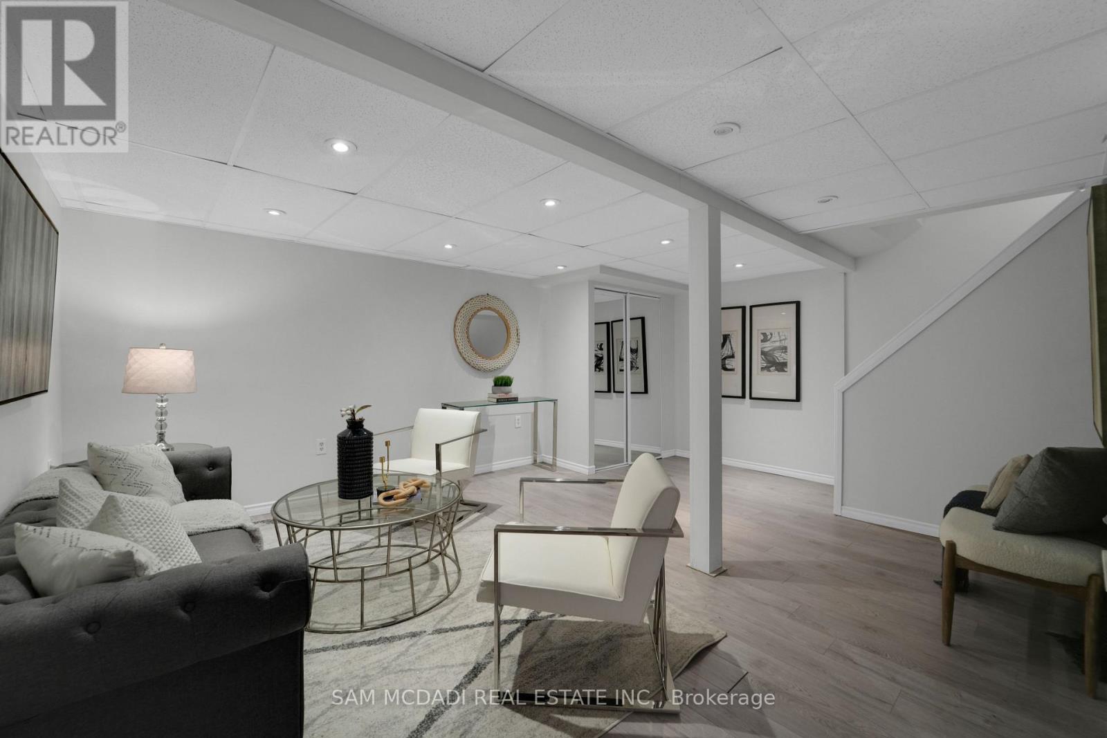 5 Bow River Crescent S, Mississauga, Ontario  L5N 1J1 - Photo 34 - W12748356