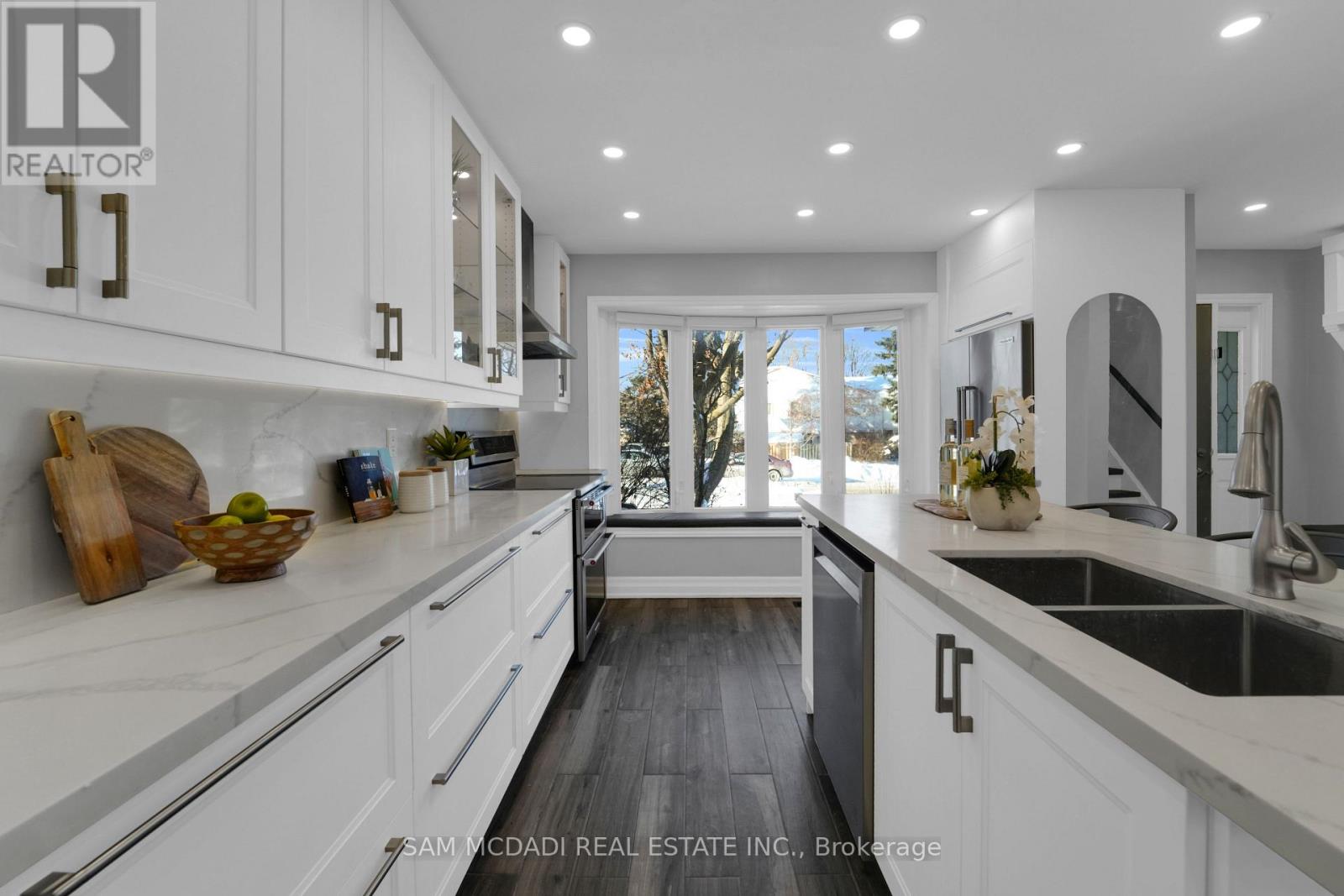 5 Bow River Crescent S, Mississauga, Ontario  L5N 1J1 - Photo 8 - W12748356