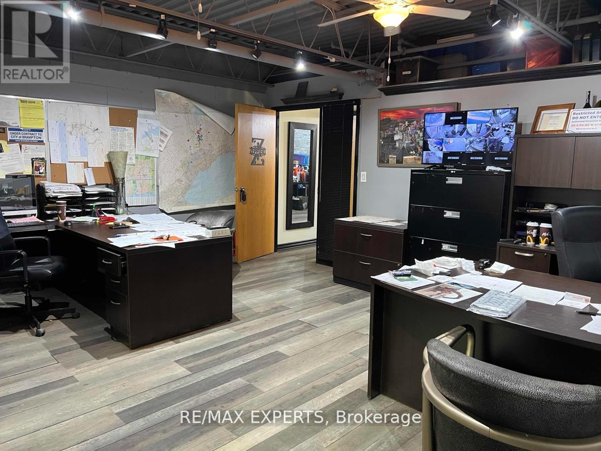 2 - 1 Delta Park Boulevard, Brampton, Ontario  L6T 5G1 - Photo 20 - W12748378