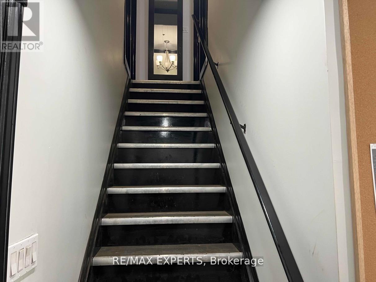 2 - 1 Delta Park Boulevard, Brampton, Ontario  L6T 5G1 - Photo 8 - W12748378