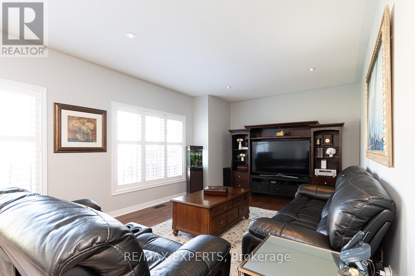 34 Laurentide Crescent, Brampton, Ontario  L6P 1Y4 - Photo 16 - W12748412