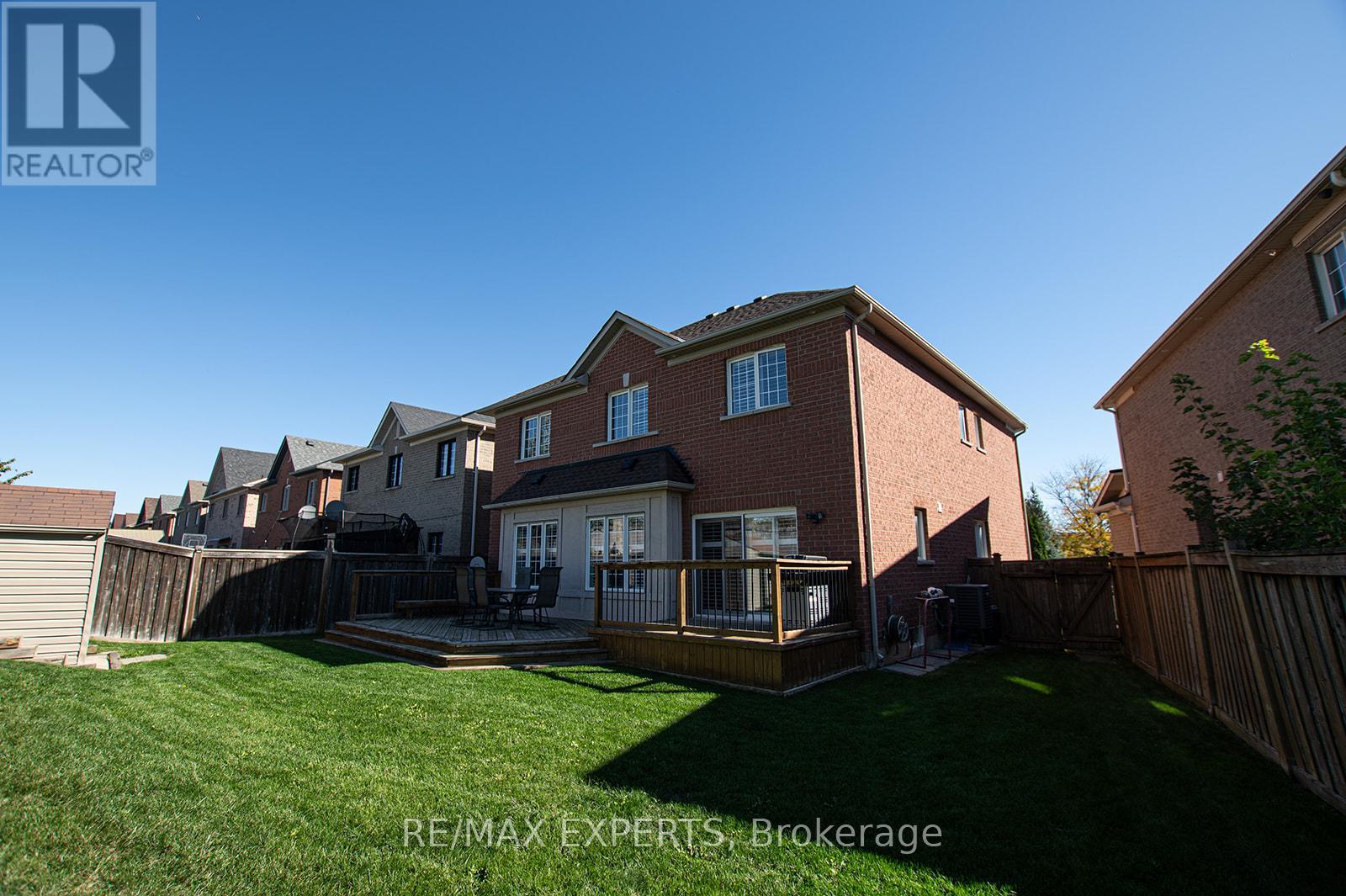 34 Laurentide Crescent, Brampton, Ontario  L6P 1Y4 - Photo 43 - W12748412