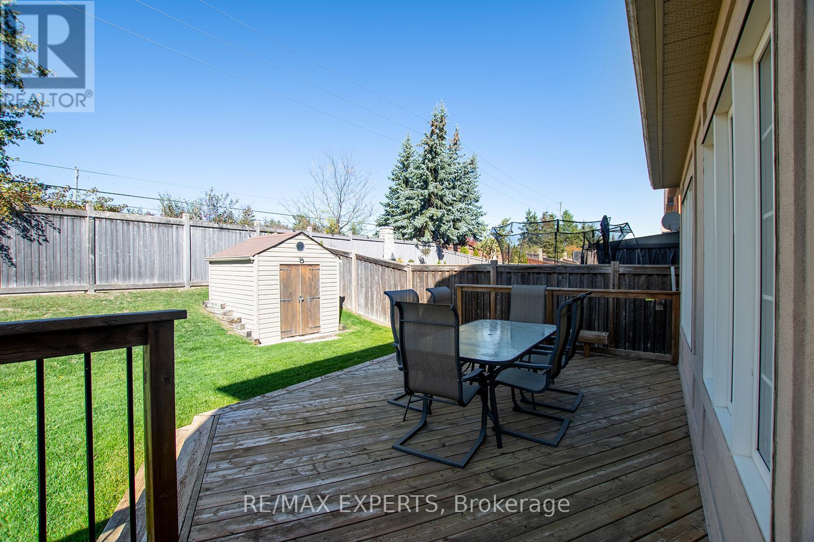 34 Laurentide Crescent, Brampton, Ontario  L6P 1Y4 - Photo 48 - W12748412