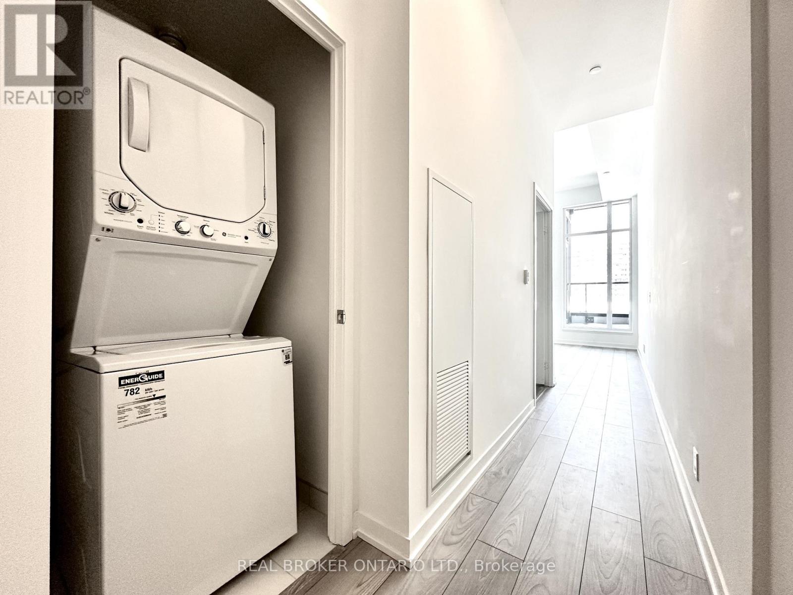 205 - 285 Dufferin Street, Toronto, Ontario  M6K 0J2 - Photo 4 - W12748424