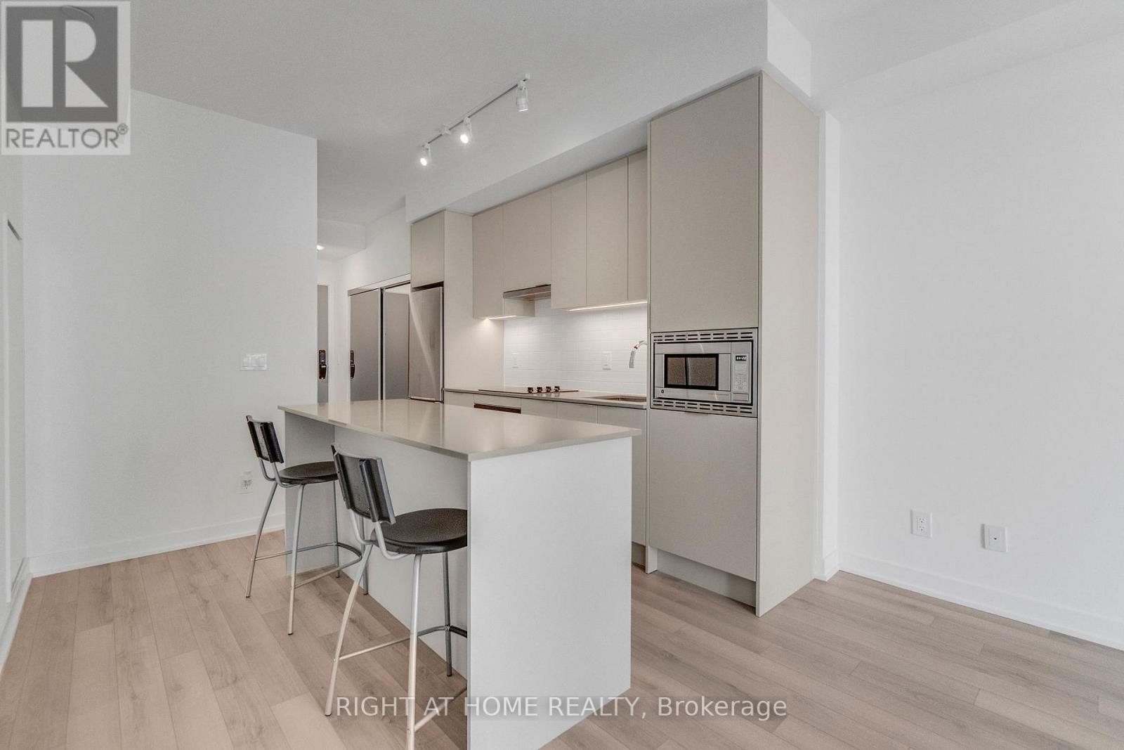 902 - 3071 Trafalgar Road, Oakville, Ontario  L6H 8C6 - Photo 14 - W12748458