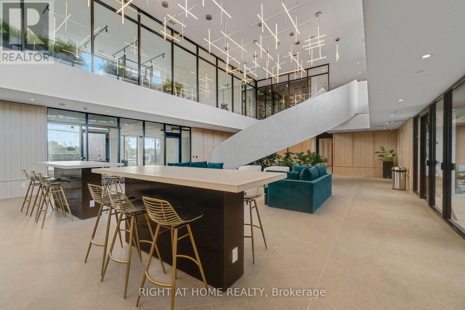 902 - 3071 Trafalgar Road, Oakville, Ontario  L6H 8C6 - Photo 7 - W12748458