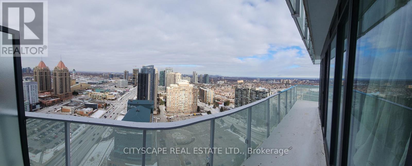 2703 - 3900 Confederation Parkway, Mississauga, Ontario  L5B 0M3 - Photo 17 - W12748478