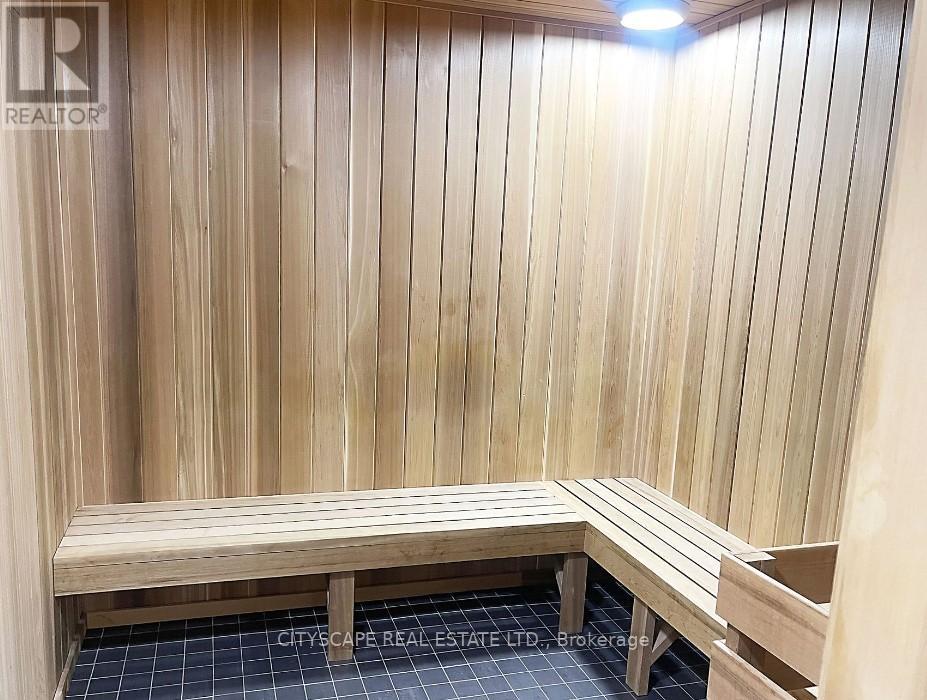 2703 - 3900 Confederation Parkway, Mississauga, Ontario  L5B 0M3 - Photo 31 - W12748478