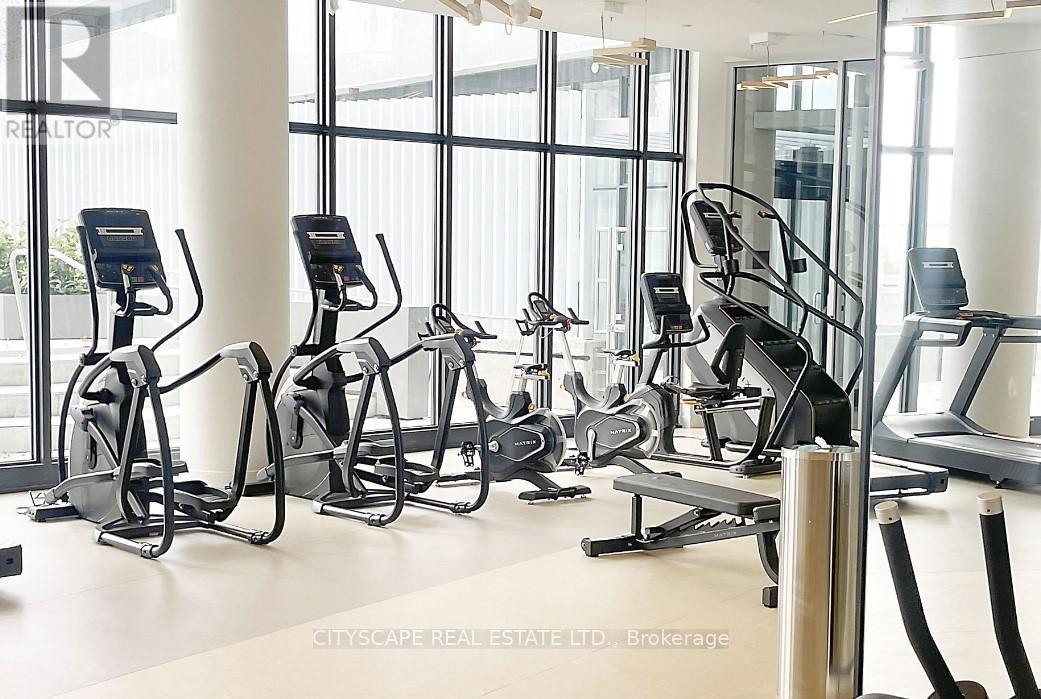 2703 - 3900 Confederation Parkway, Mississauga, Ontario  L5B 0M3 - Photo 33 - W12748478