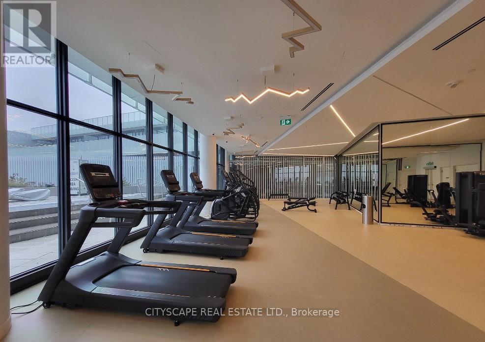 2703 - 3900 Confederation Parkway, Mississauga, Ontario  L5B 0M3 - Photo 34 - W12748478