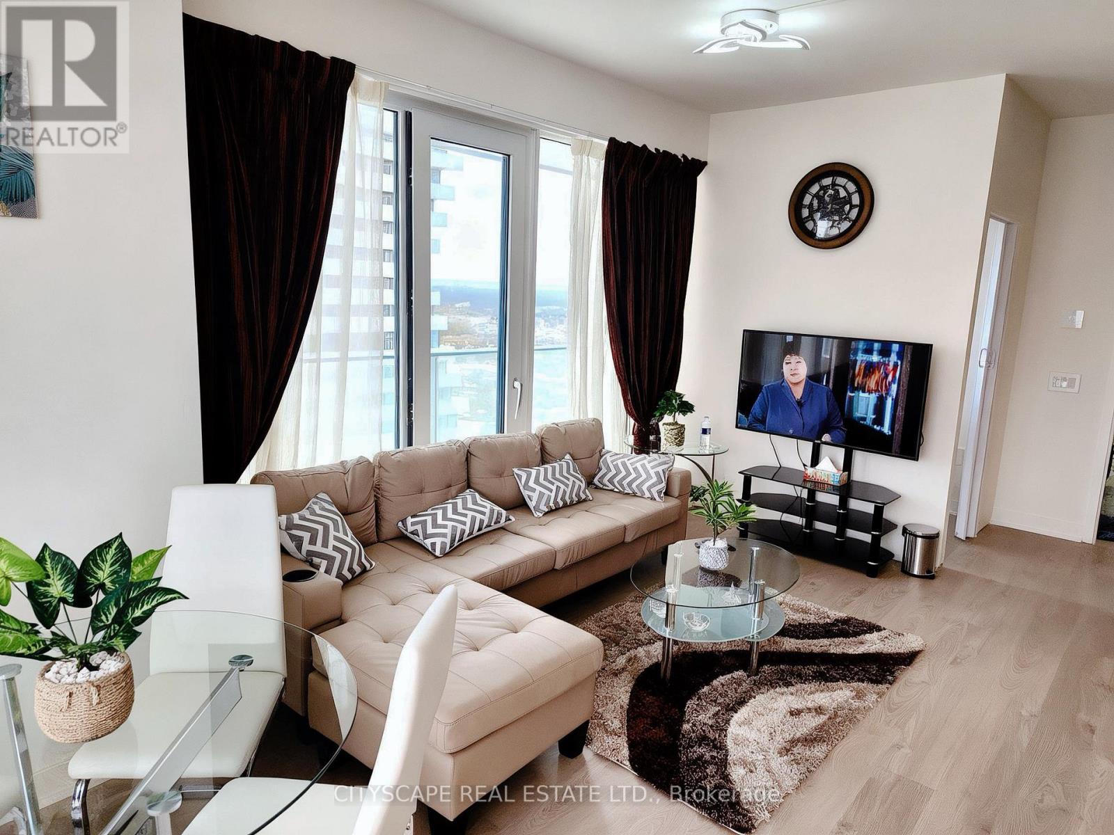 2703 - 3900 Confederation Parkway, Mississauga, Ontario  L5B 0M3 - Photo 4 - W12748478