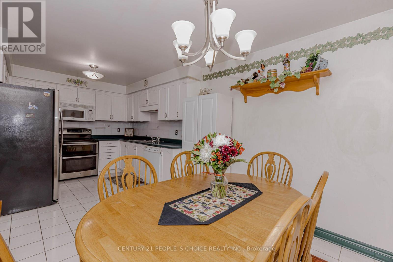 100 Blue Spruce Street, Brampton, Ontario  L6R 1C3 - Photo 16 - W12748484