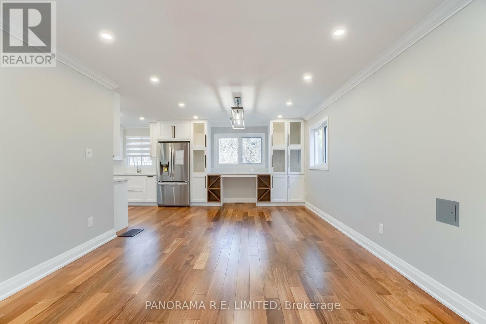 100 Poplar Heights Drive, Toronto, Ontario  M9A 4Z4 - Photo 10 - W12748486