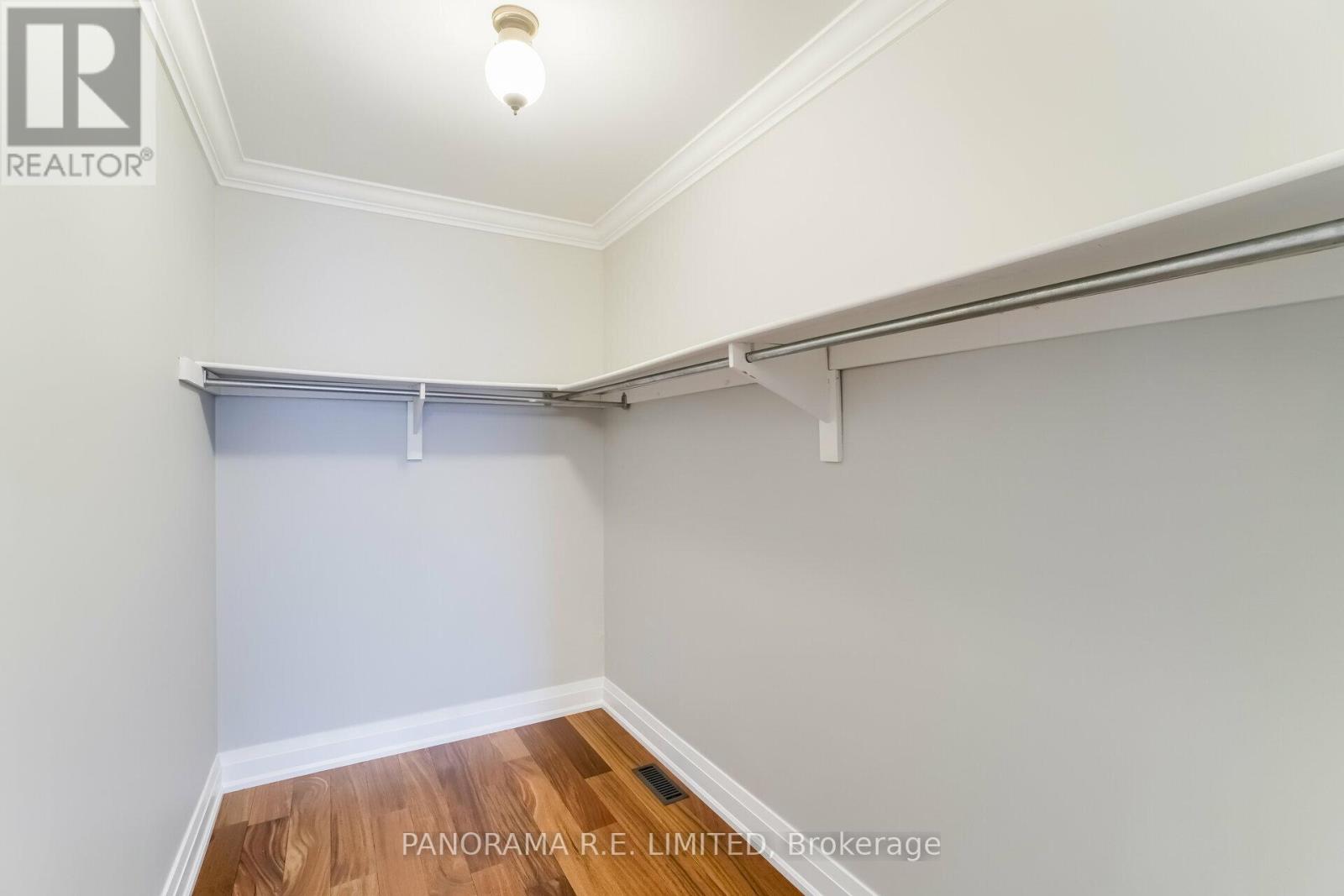 100 Poplar Heights Drive, Toronto, Ontario  M9A 4Z4 - Photo 27 - W12748486