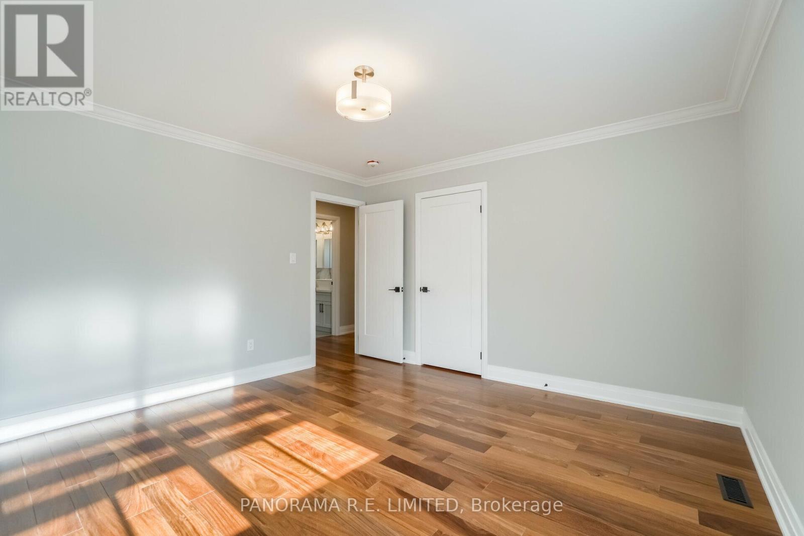 100 Poplar Heights Drive, Toronto, Ontario  M9A 4Z4 - Photo 34 - W12748486