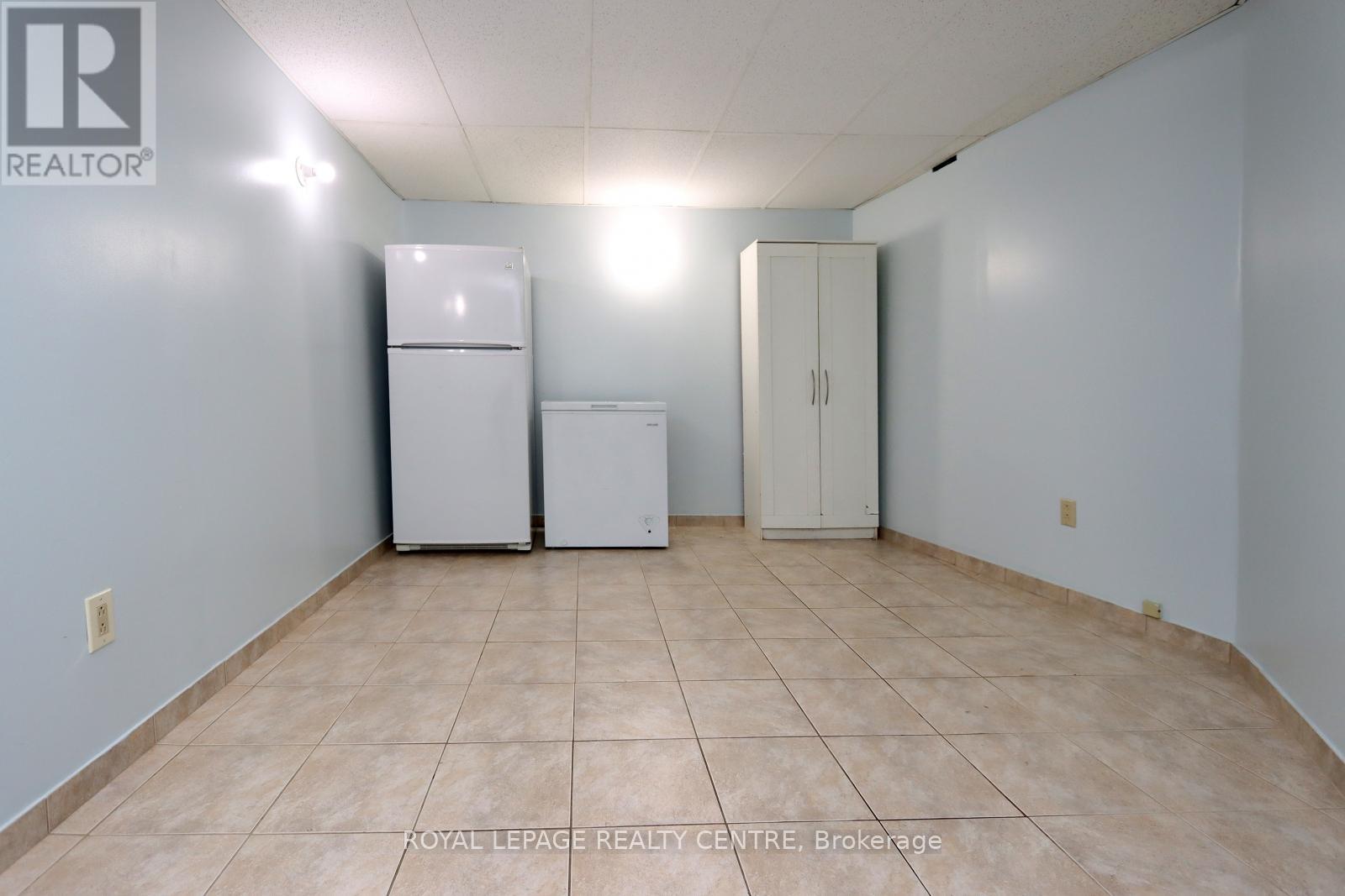 11 - 444 Silverstone Drive, Toronto, Ontario  M9V 3K8 - Photo 21 - W12748494