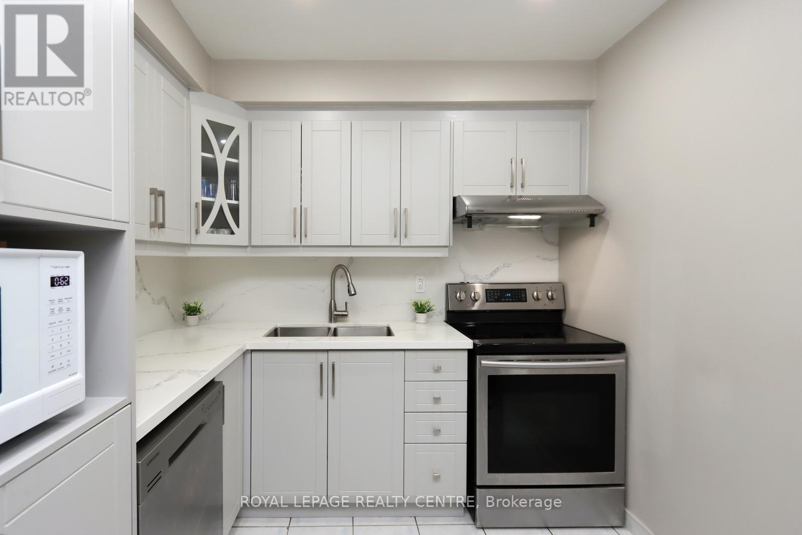 11 - 444 Silverstone Drive, Toronto, Ontario  M9V 3K8 - Photo 3 - W12748494