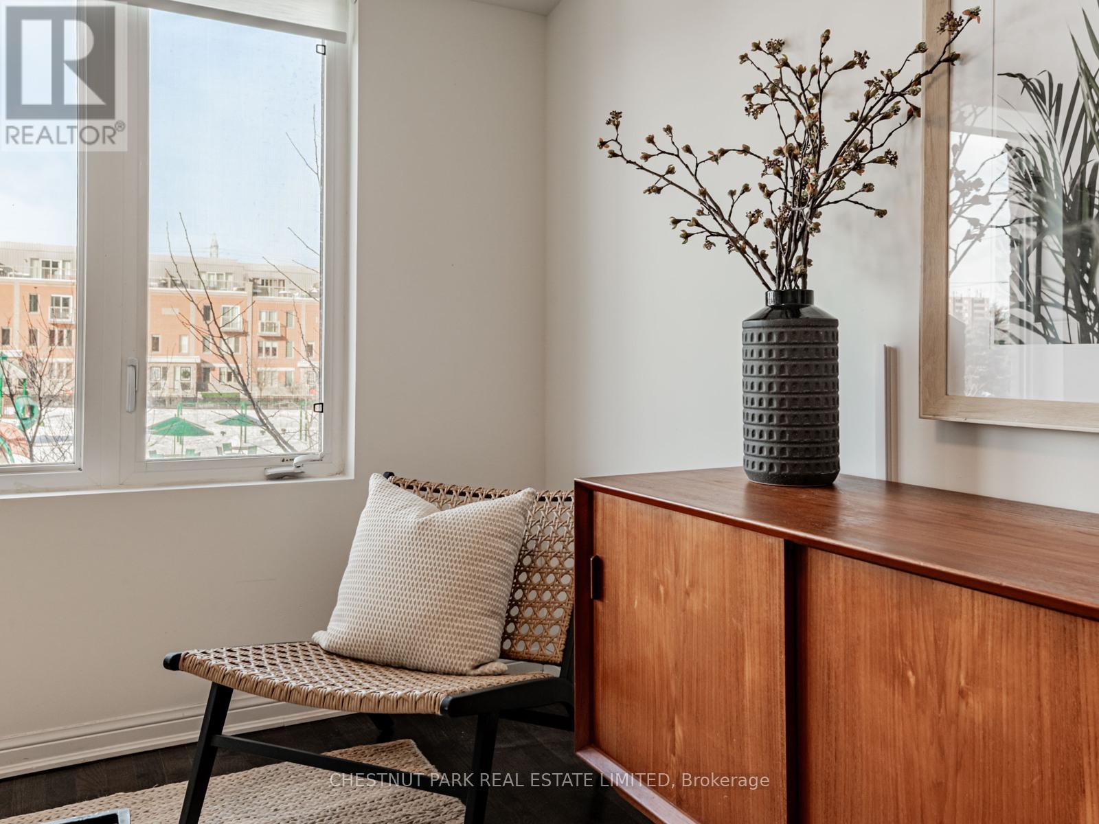 202 - 16 Foundry Avenue, Toronto, Ontario  M6H 0A9 - Photo 10 - W12748510