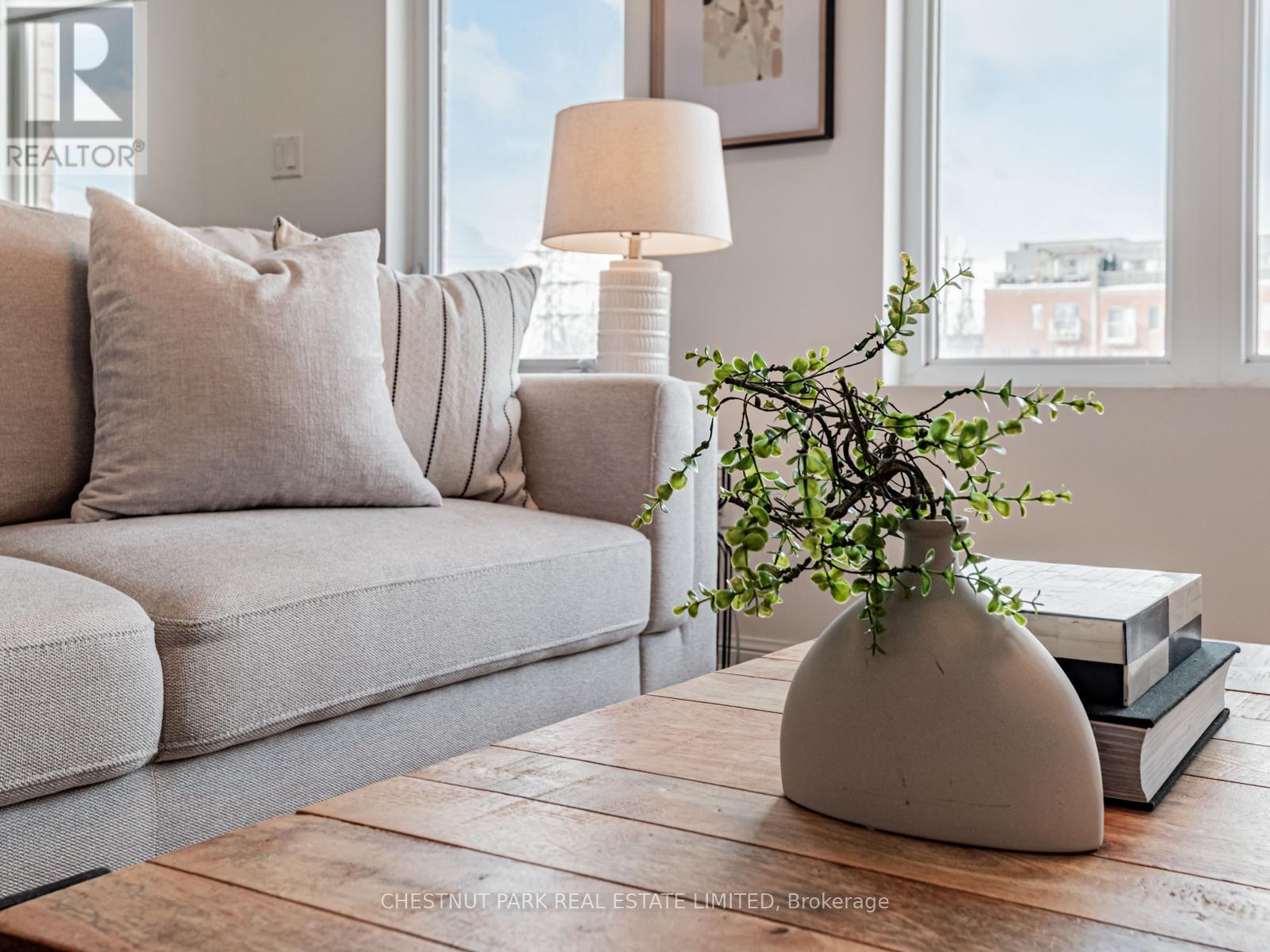 202 - 16 Foundry Avenue, Toronto, Ontario  M6H 0A9 - Photo 8 - W12748510