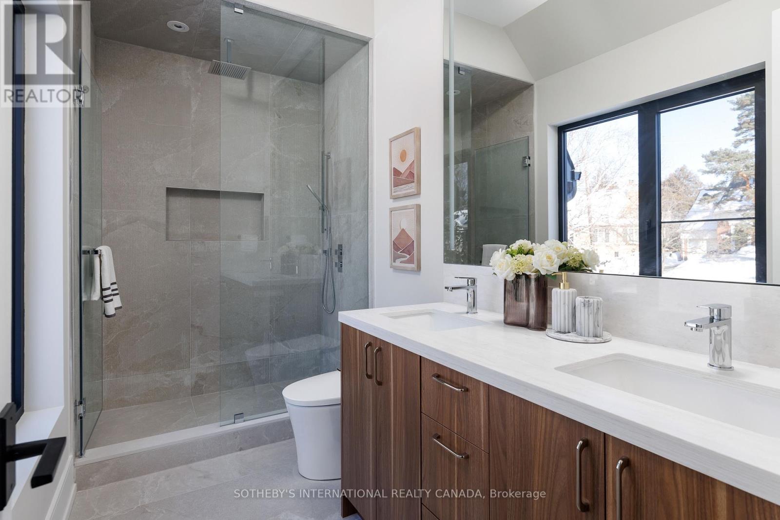 30 Orchard Crescent, Toronto, Ontario  M8Z 3E1 - Photo 34 - W12748540