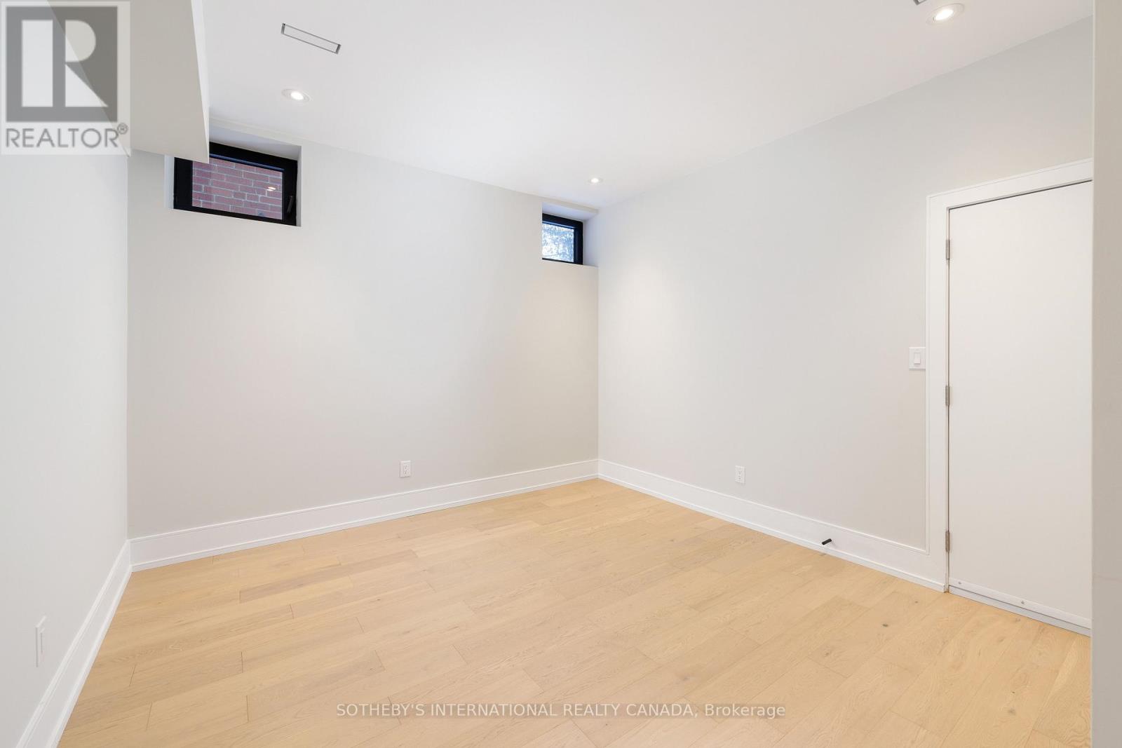 30 Orchard Crescent, Toronto, Ontario  M8Z 3E1 - Photo 47 - W12748540