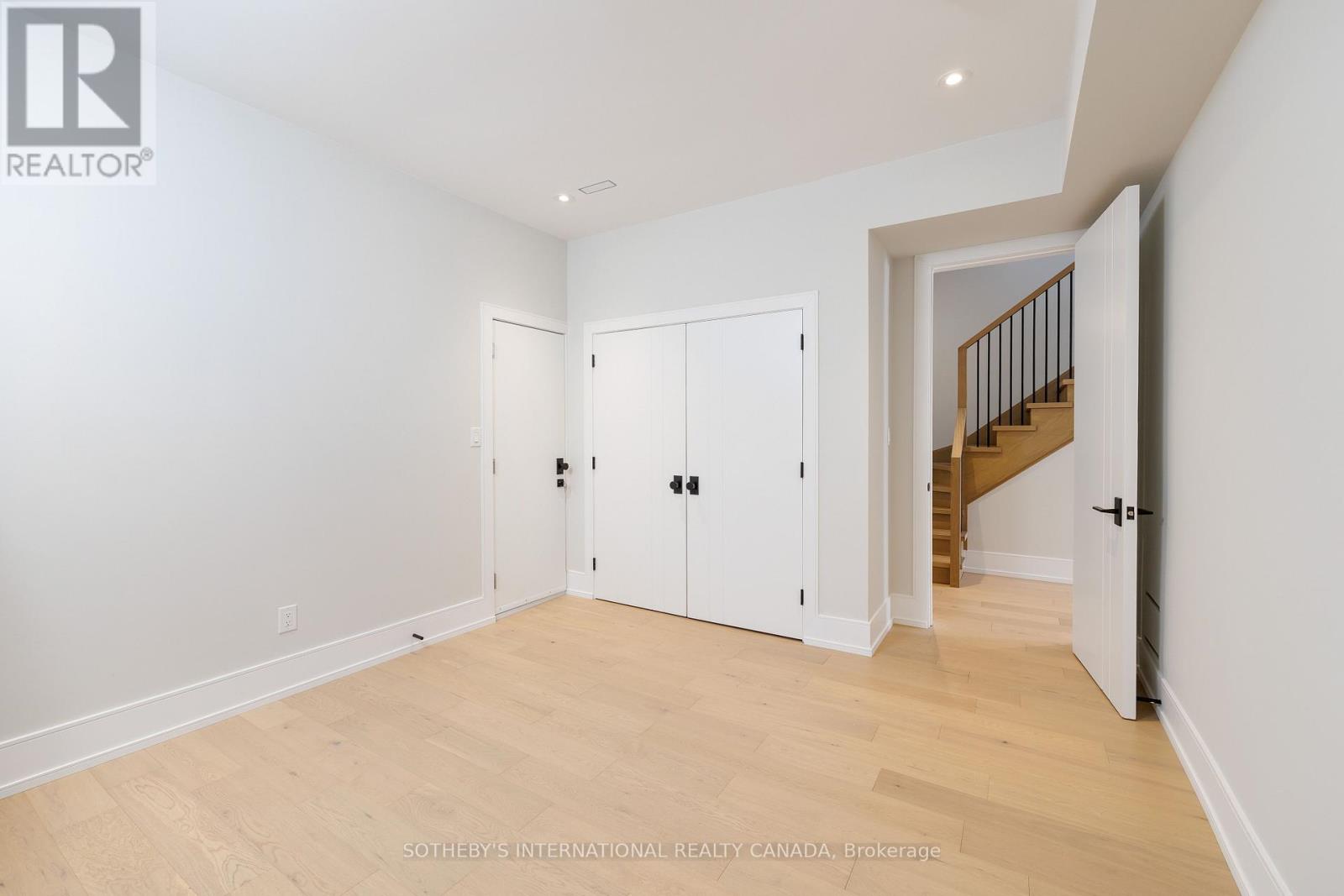 30 Orchard Crescent, Toronto, Ontario  M8Z 3E1 - Photo 48 - W12748540