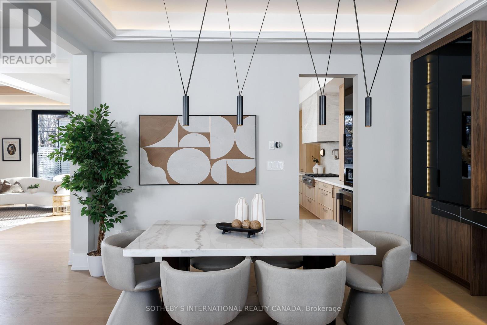 30 Orchard Crescent, Toronto, Ontario  M8Z 3E1 - Photo 9 - W12748540