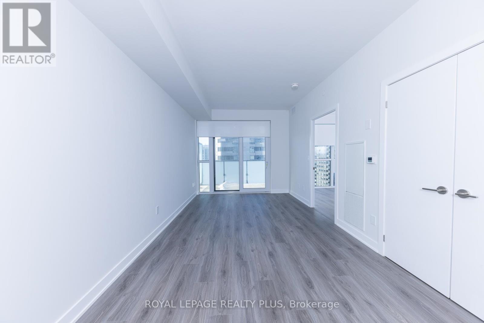 1710 - 430 Square One Drive, Mississauga, Ontario  L5B 0L6 - Photo 4 - W12748550