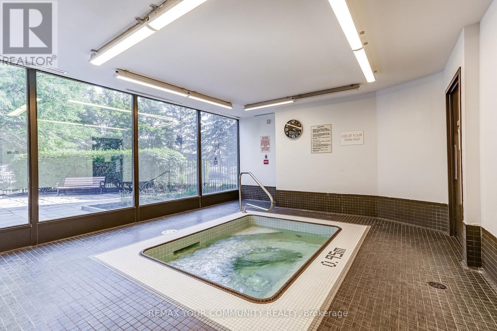 1208 - 350 Webb Drive, Mississauga, Ontario  L5B 3W4 - Photo 31 - W12748574