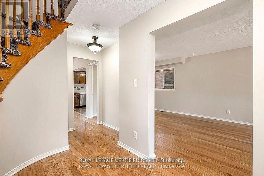 348 Lisa Marie Drive, Orangeville, Ontario  L9W 4M4 - Photo 5 - W12748578