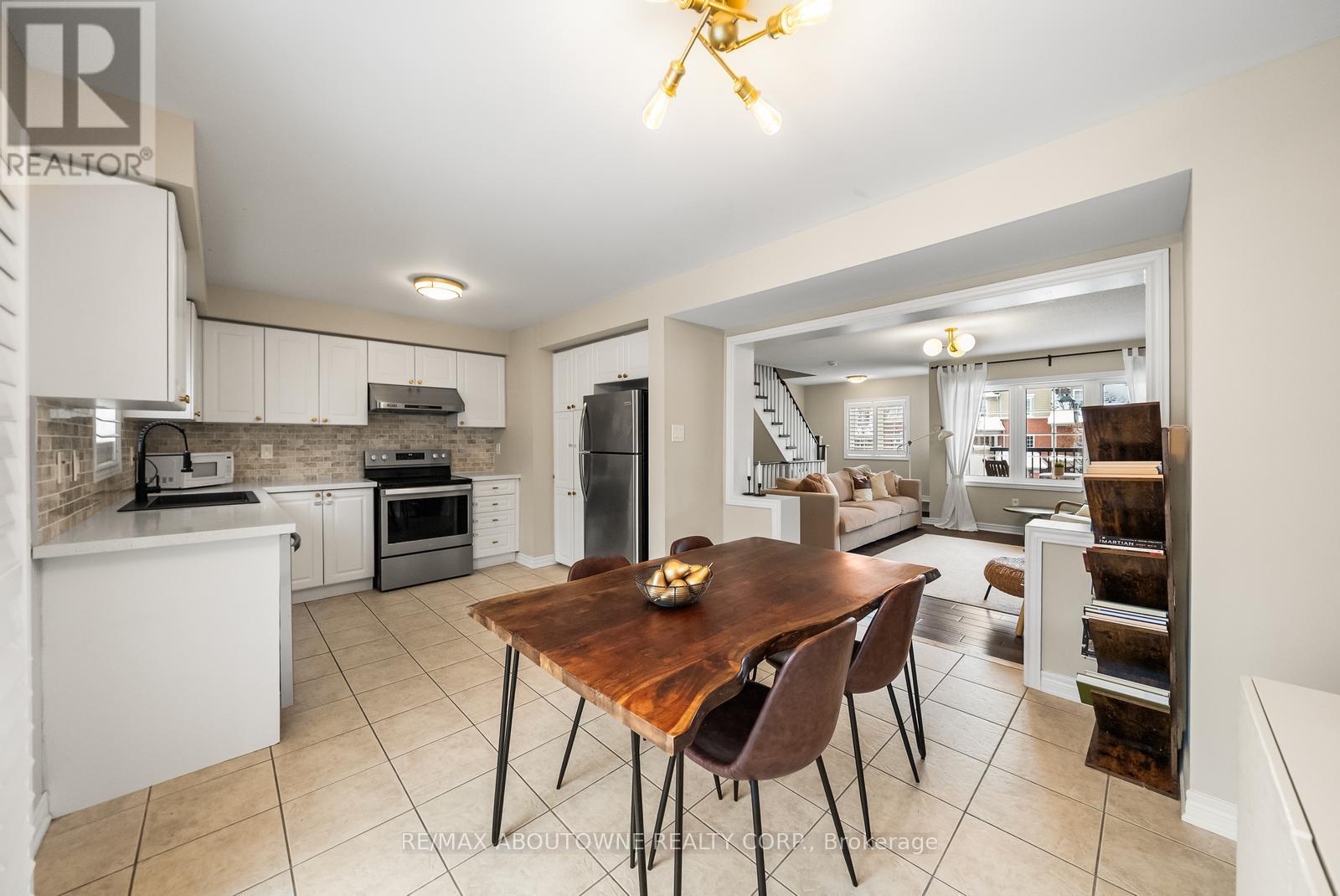 7 - 2321 Parkhaven Boulevard, Oakville, Ontario  L6H 7S3 - Photo 15 - W12748584