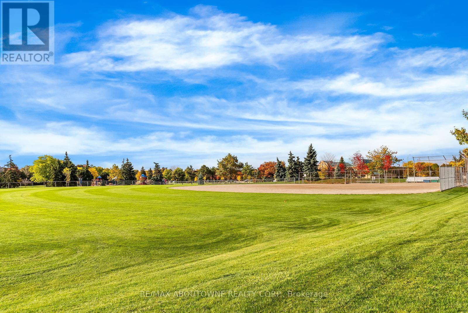 7 - 2321 Parkhaven Boulevard, Oakville, Ontario  L6H 7S3 - Photo 29 - W12748584