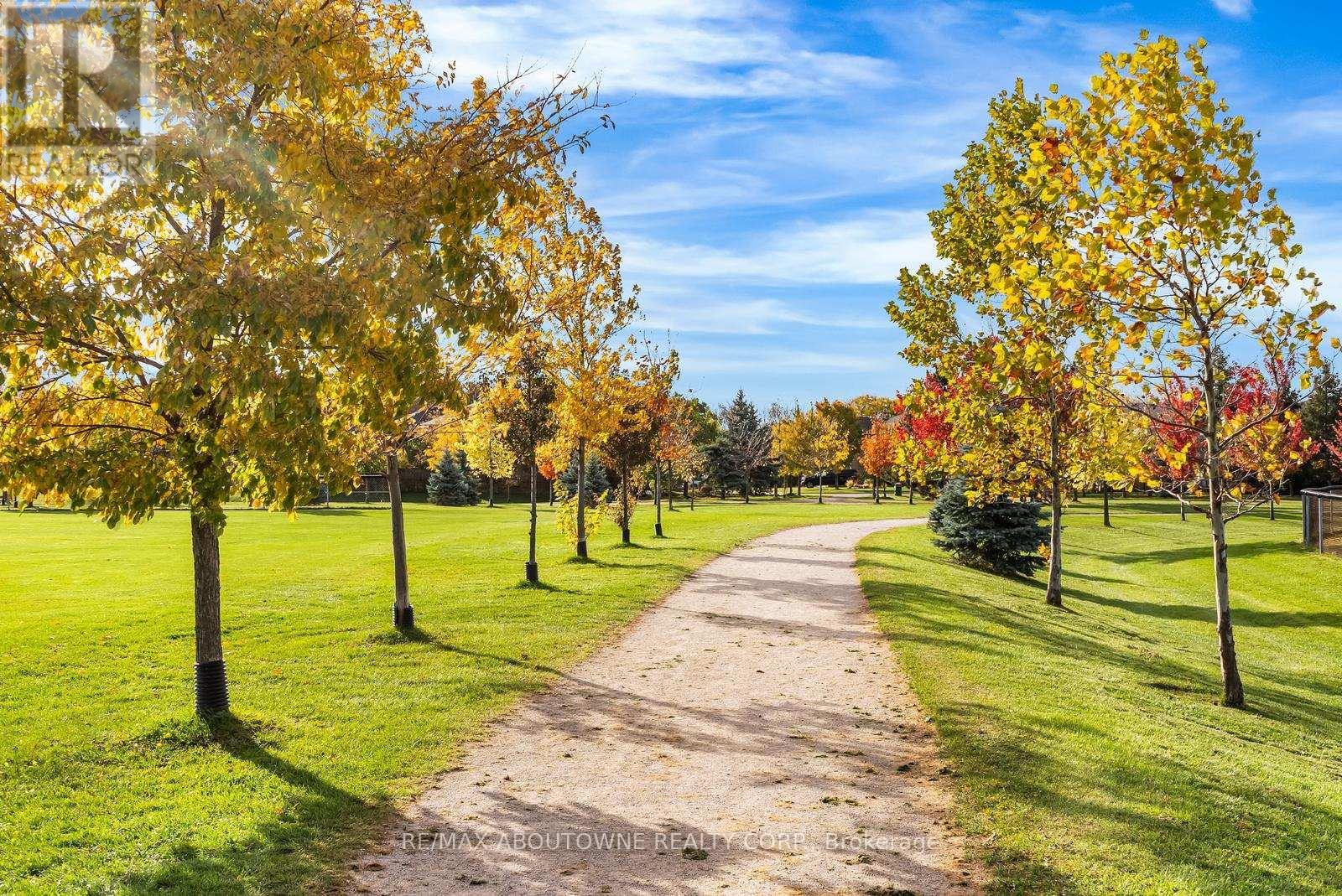 7 - 2321 Parkhaven Boulevard, Oakville, Ontario  L6H 7S3 - Photo 30 - W12748584